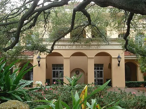 Bradenton, Florida city view