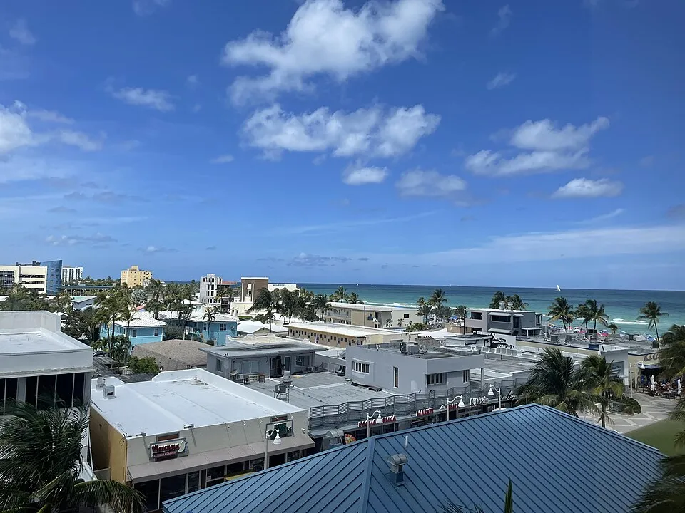Hollywood, Florida city view