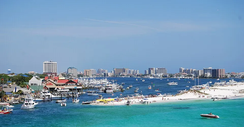 Destin, Florida city view